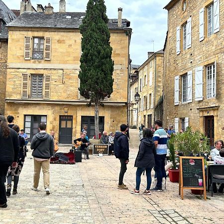 Le Balconnet Lägenhet Sarlat-la-Canéda Exteriör bild